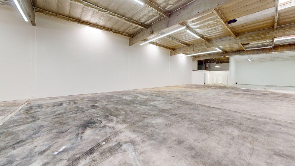 More Photos Of 11615 Cardinal Cir, Garden Grove Manufacturing For Lease