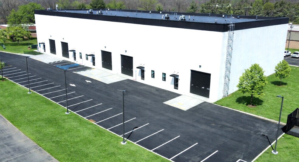 Primary Photo Of 17 Van Vooren Drive, Oakland, Bergen County, NJ, Oakland Warehouse For Lease