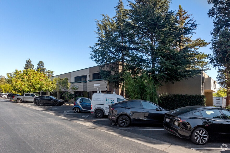 More Photos Of 1912-1950 Otoole Way, San Jose Showroom For Lease