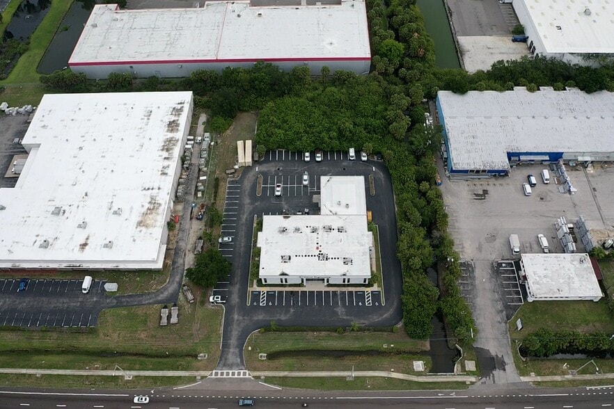 More Photos Of 4750 E Adamo Dr, Tampa Office For Sale