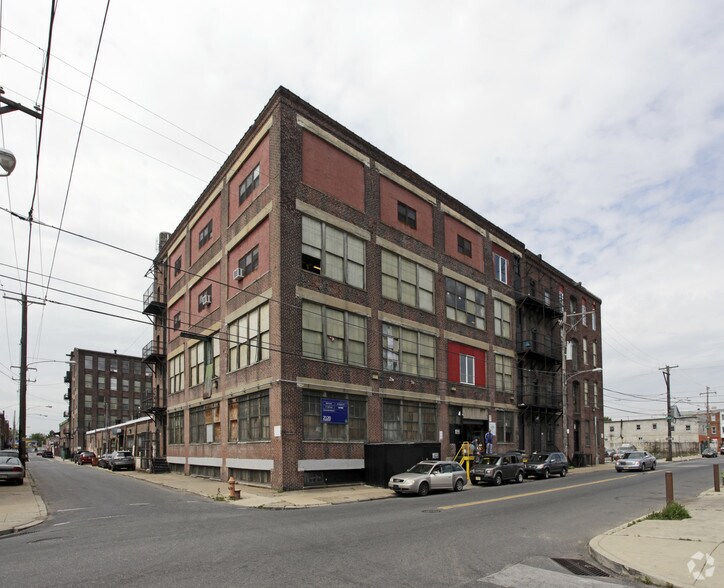 More Photos Of 2095 E Willard St, Philadelphia Warehouse For Lease