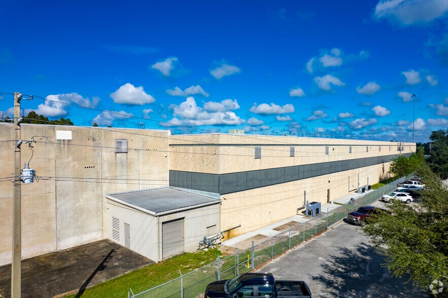 More Photos Of 5200-5225 Region Ct, Lakeland Distribution For Lease