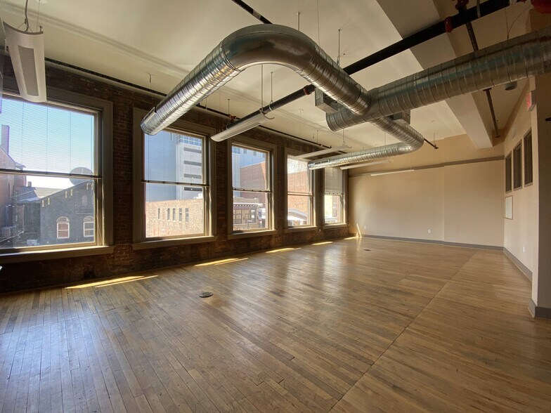 More Photos Of 686 Main St, Buffalo Loft Creative Space For Lease