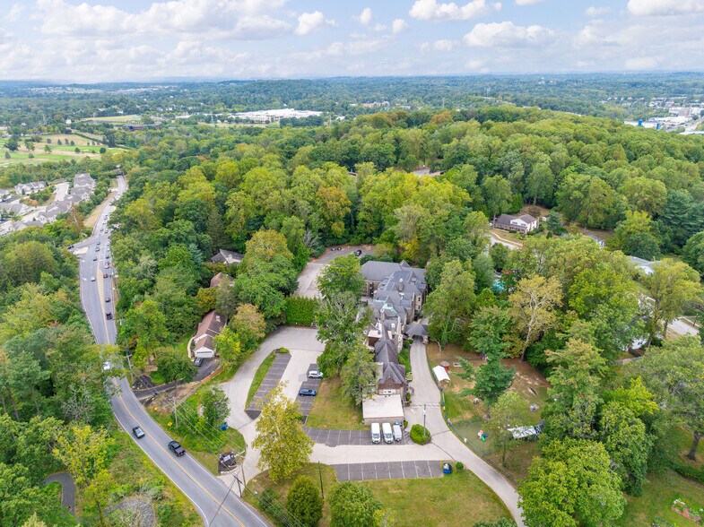 More Photos Of 200 Camp Hill Rd, Fort Washington Specialty For Sale