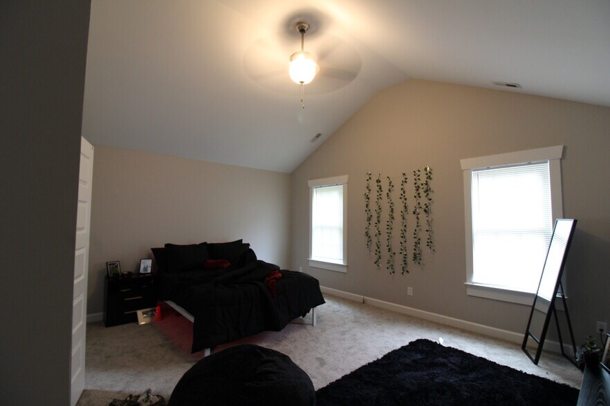 More Photos Of , Norfolk Multifamily For Sale