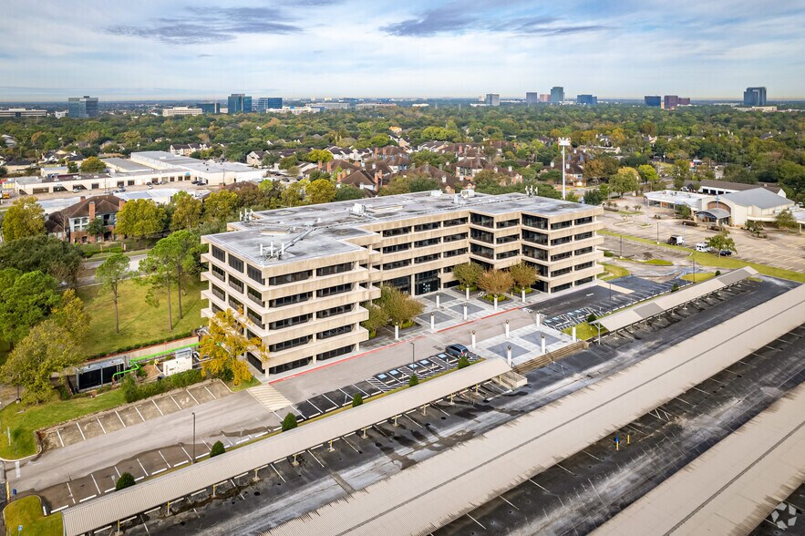 More Photos Of 1325 S Dairy Ashford Rd, Houston Office For Lease