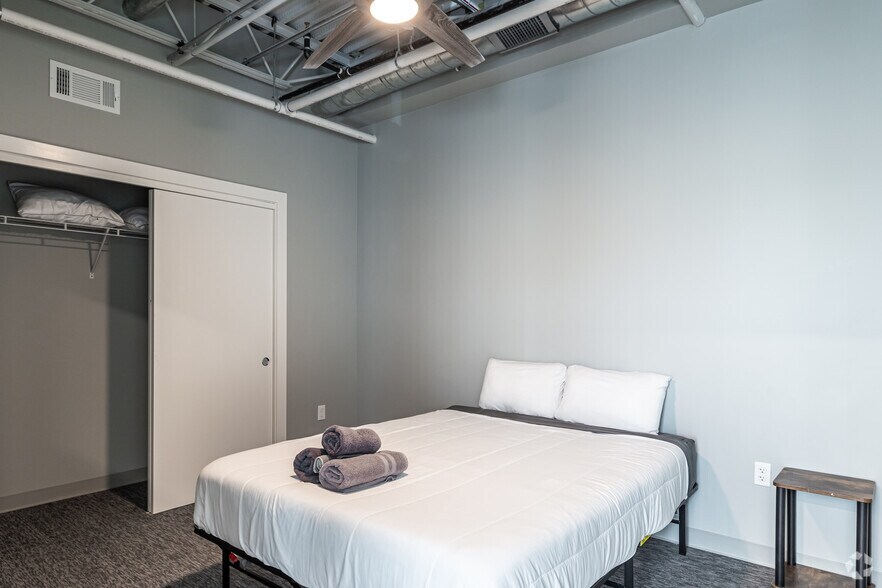 More Photos Of 603 East St, Parkville Multifamily For Sale