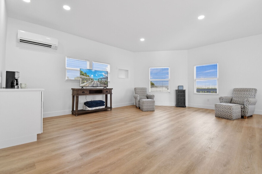 More Photos Of 444 Zephyr Way, Juno Beach Multifamily For Sale