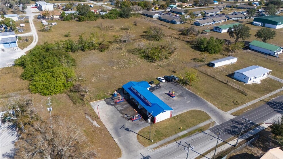 More Photos Of 1030 W Hal McRae Blvd, Avon Park Carwash For Sale