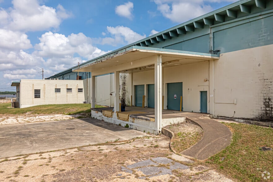 More Photos Of 185 8th St, Biloxi Warehouse For Sale