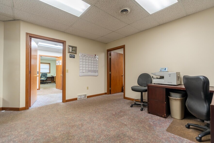 More Photos Of 4268 Erie Ave SW, Navarre Office Residential For Sale