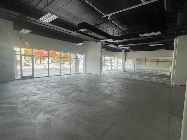More Photos Of 19 E Irving Park Rd, Roselle Storefront For Lease