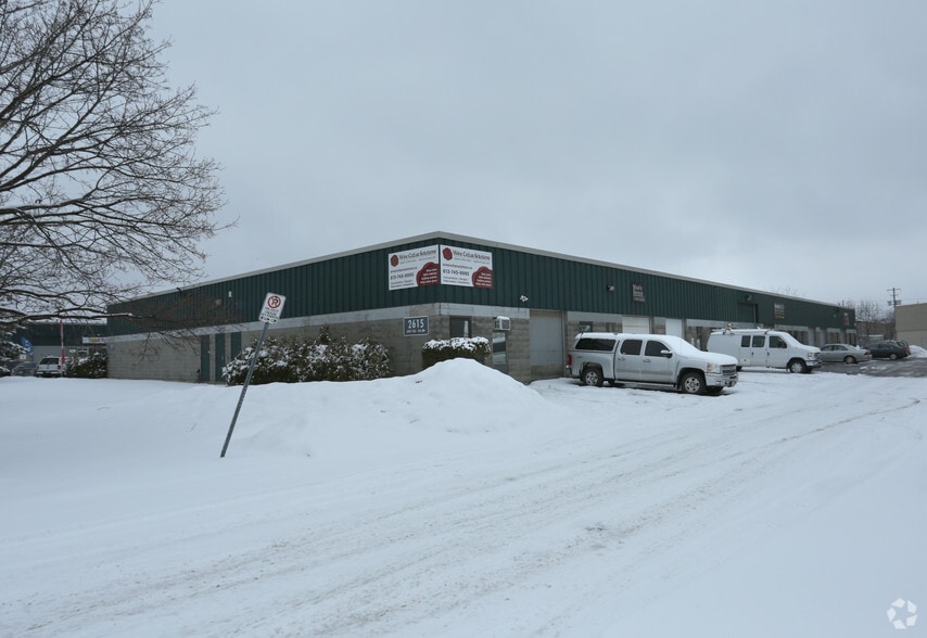 More Photos Of 2615 Blackwell St, Ottawa Service For Lease