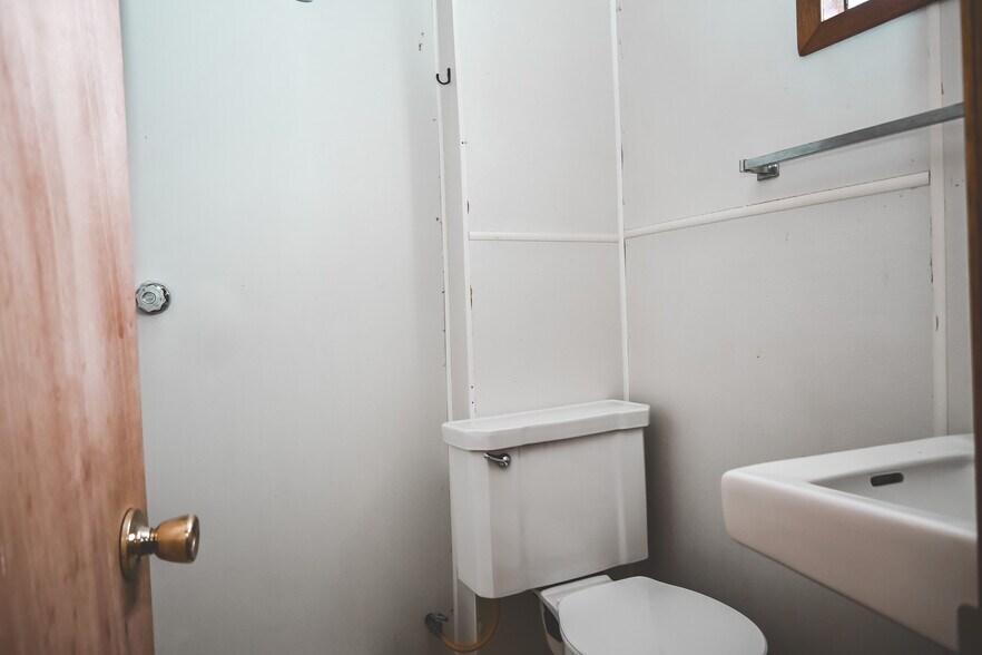 More Photos Of 1220 N Front St, Crookston Apartments For Sale