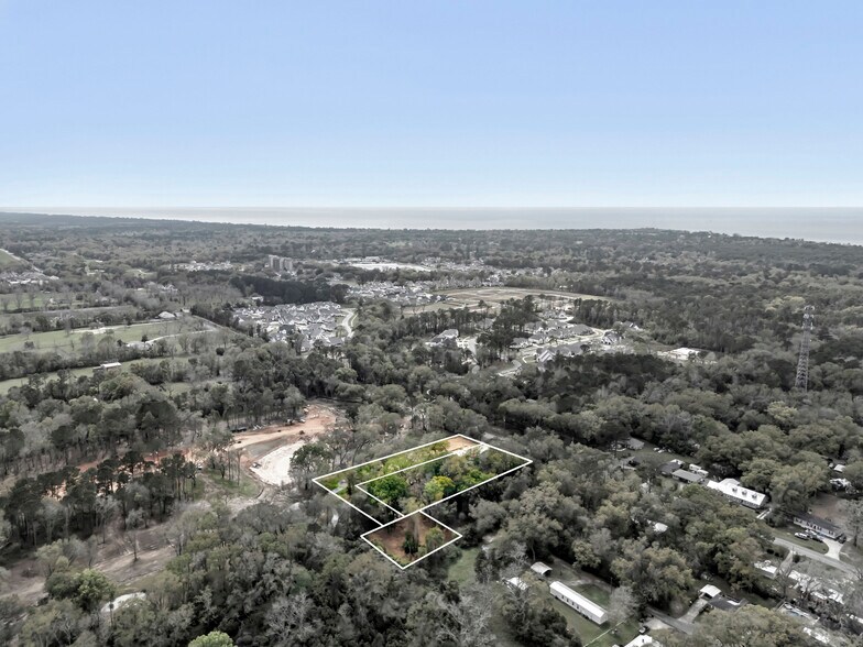 More Photos Of 18874 Section St, Fairhope Restaurant For Sale