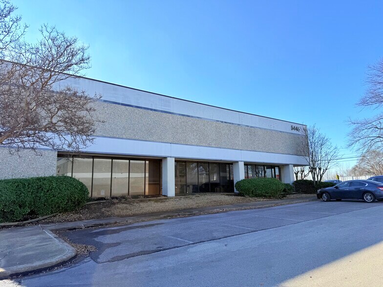 More Photos Of 5445 Raines Rd, Memphis Warehouse For Sale