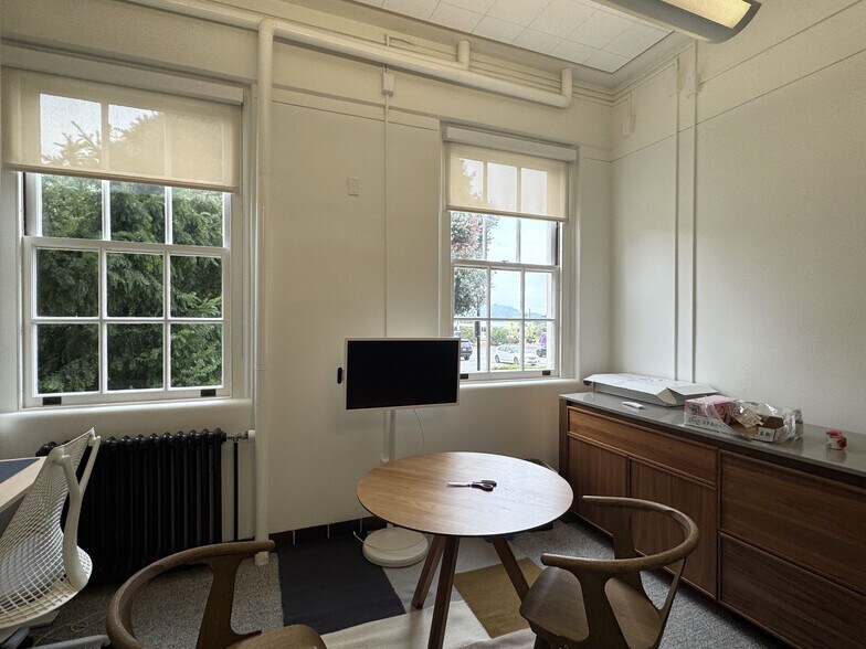 More Photos Of 220 Halleck St, San Francisco Office For Lease