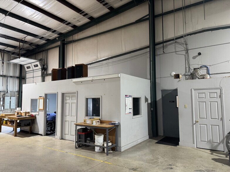 More Photos Of 1247 Northgate Business Pky, Madison Warehouse For Sale
