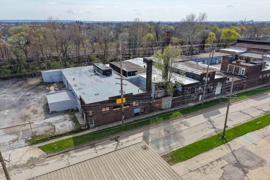 Primary Photo Of , Cleveland Industrial For Sale