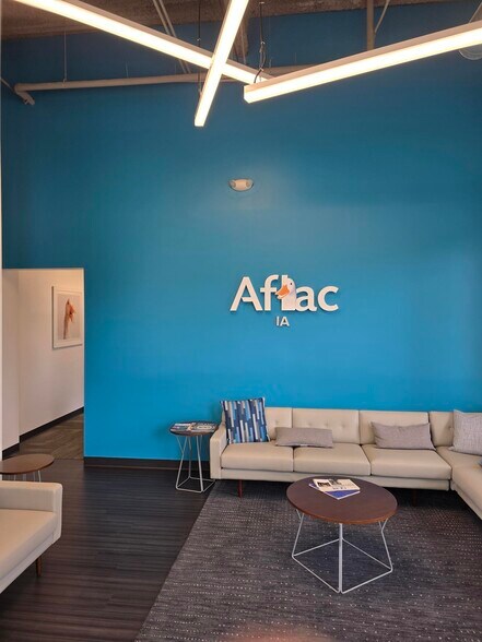 More Photos Of 505 Market St, West Des Moines Office For Sale