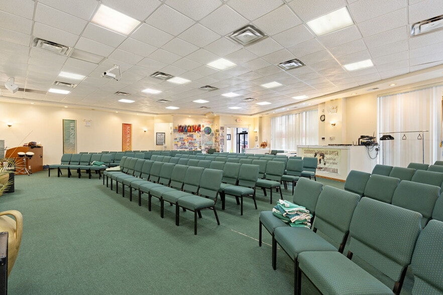 More Photos Of 1388 Richmond Ter, Staten Island Freestanding For Sale