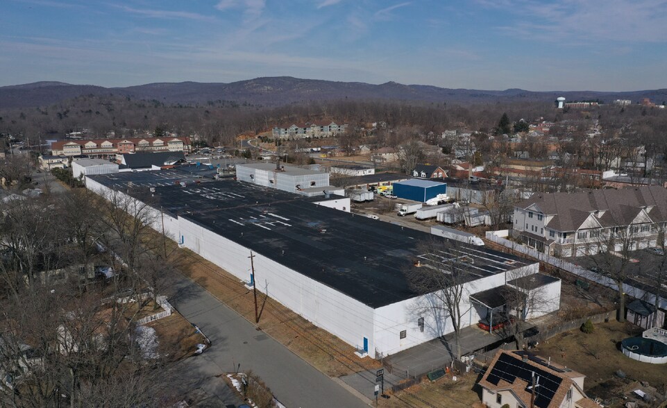 More Photos Of 1062 Ringwood Avenue, Haskell Manufacturing For Lease