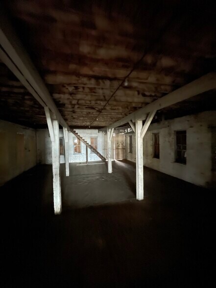 More Photos Of 1875 Niagara St, Buffalo Storefront Retail Residential For Sale