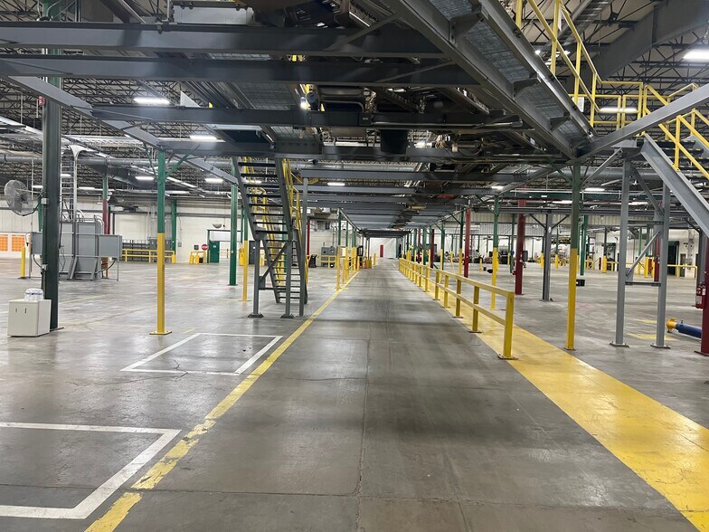 More Photos Of 72 County Route 53, Greenwich Manufacturing For Lease