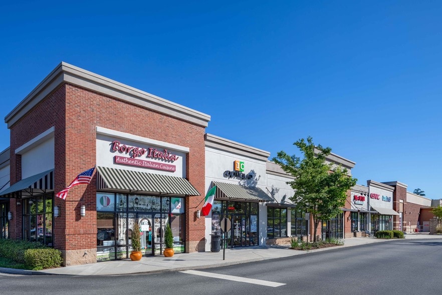 More Photos Of 1001-1031 N Peachtree Pky, Peachtree City Unknown For Lease