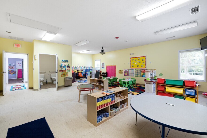 More Photos Of 824 Temple Rd, Bremen Daycare Center For Sale