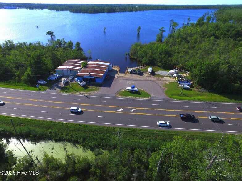 More Photos Of 340 US Highway 158 W, Camden Marina For Sale