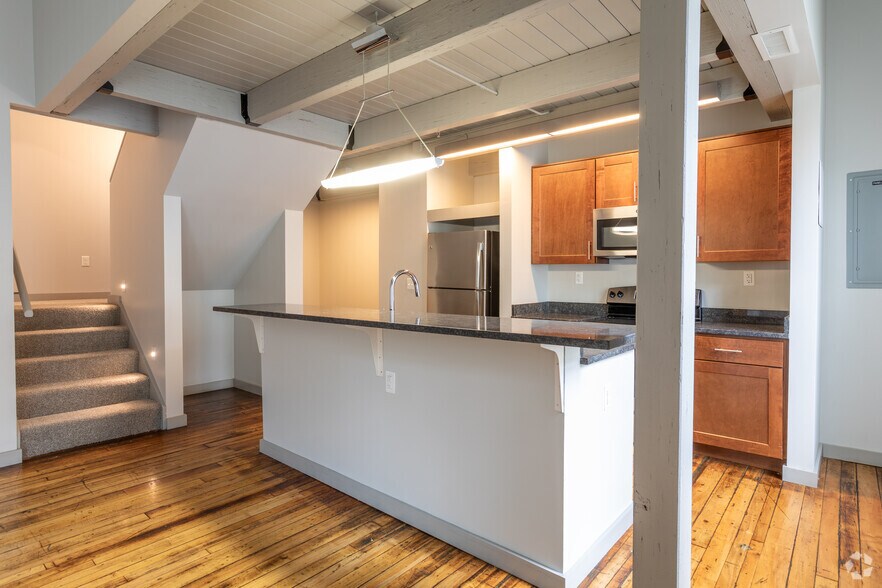 More Photos Of 3300 Clipper Mill Rd, Baltimore Apartments For Lease