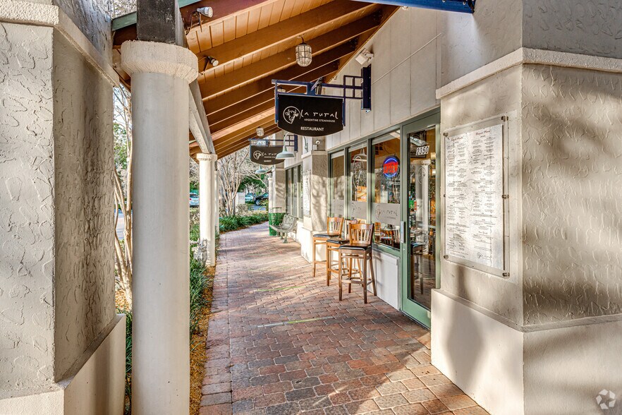 More Photos Of 2310-2410 Weston Rd, Weston Freestanding For Lease