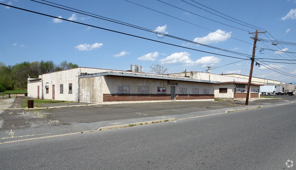 More Photos Of 1400 Suckle Hwy, Pennsauken Light Manufacturing For Sale