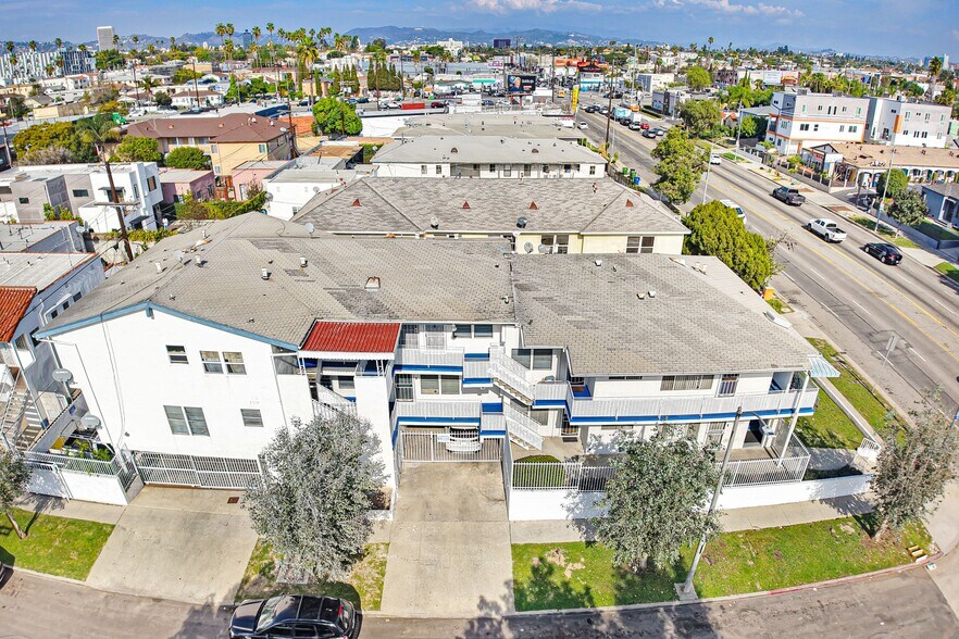 More Photos Of 1649 S La Brea Ave, Los Angeles Apartments For Sale