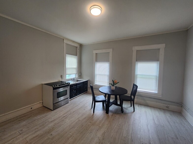 More Photos Of 215 Grace St, Greenwood Apartments For Sale