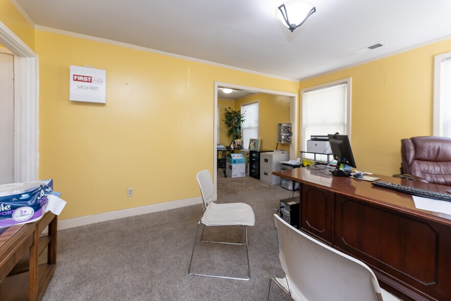 More Photos Of 1393 Lapaloma Cir, Memphis Apartments For Sale