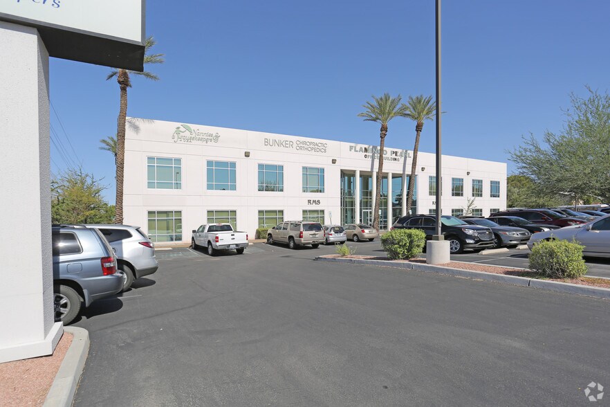 More Photos Of 3585 E Flamingo Rd, Las Vegas Loft Creative Space For Lease
