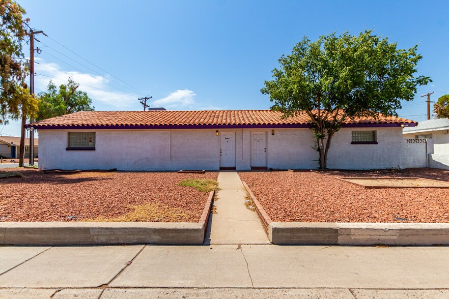 Primary Photo Of 2101 W Bethany Home Rd, Phoenix Office For Lease