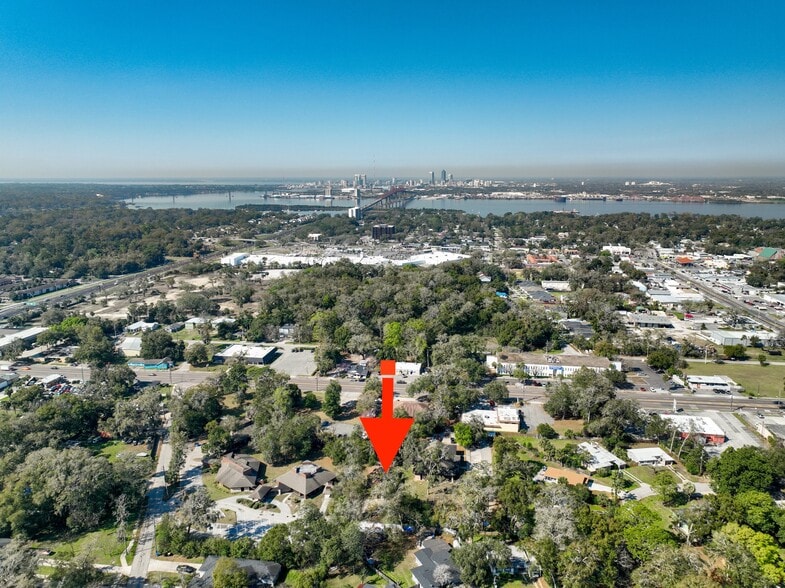 More Photos Of 943 Cesery Blvd, Jacksonville Medical For Sale