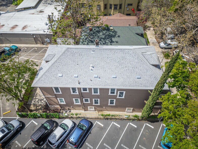 More Photos Of 2110-2112 I St, Sacramento Apartments For Sale