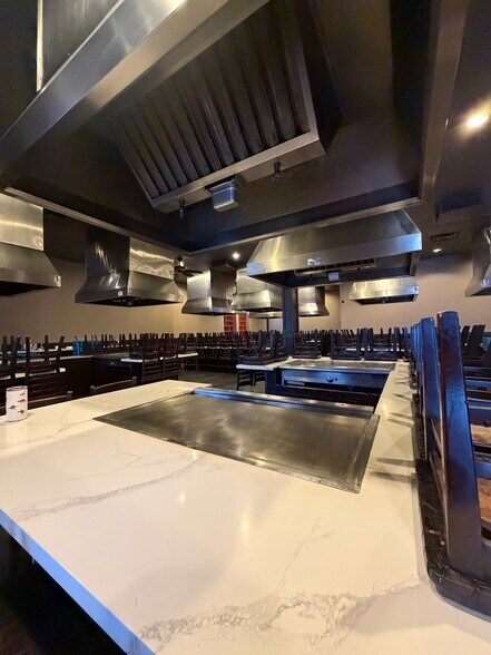 More Photos Of 71680 US Highway 111, Rancho Mirage Unknown For Lease