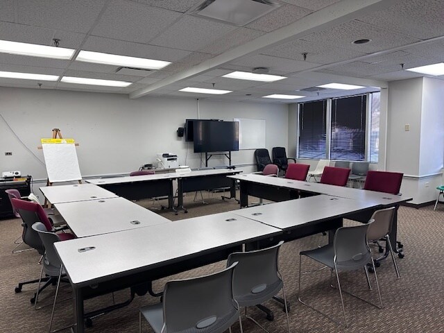 More Photos Of 500 Market St, Steubenville Office For Lease