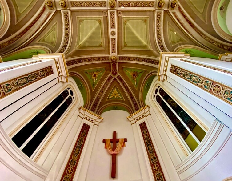 More Photos Of 947 Aisquith St, Baltimore Religious Facility For Sale