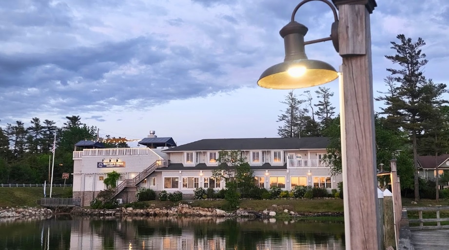 More Photos Of 306 Eddy Rd, Edgecomb Restaurant For Sale