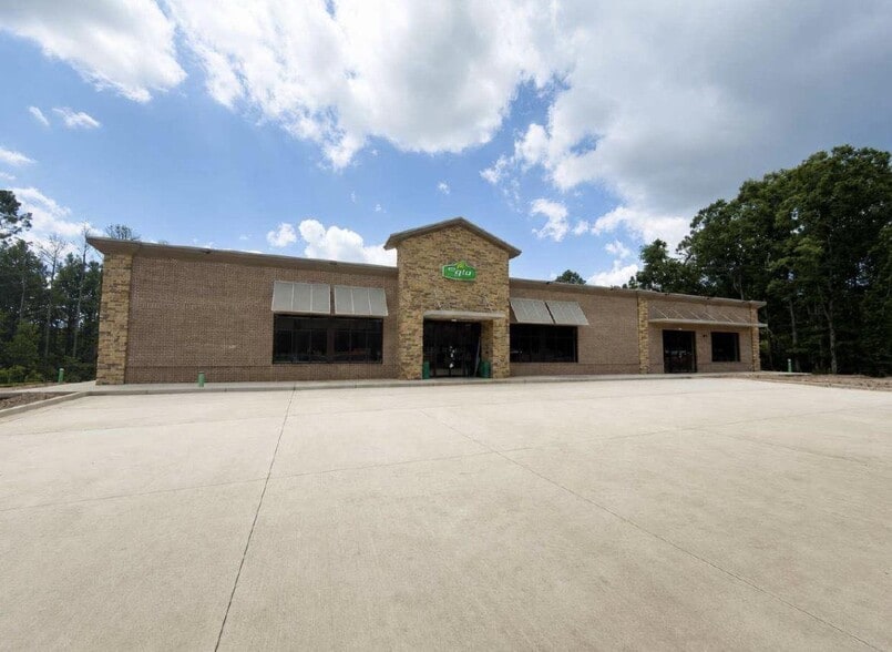 More Photos Of 6477 McEver Rd, Flowery Branch Restaurant For Lease