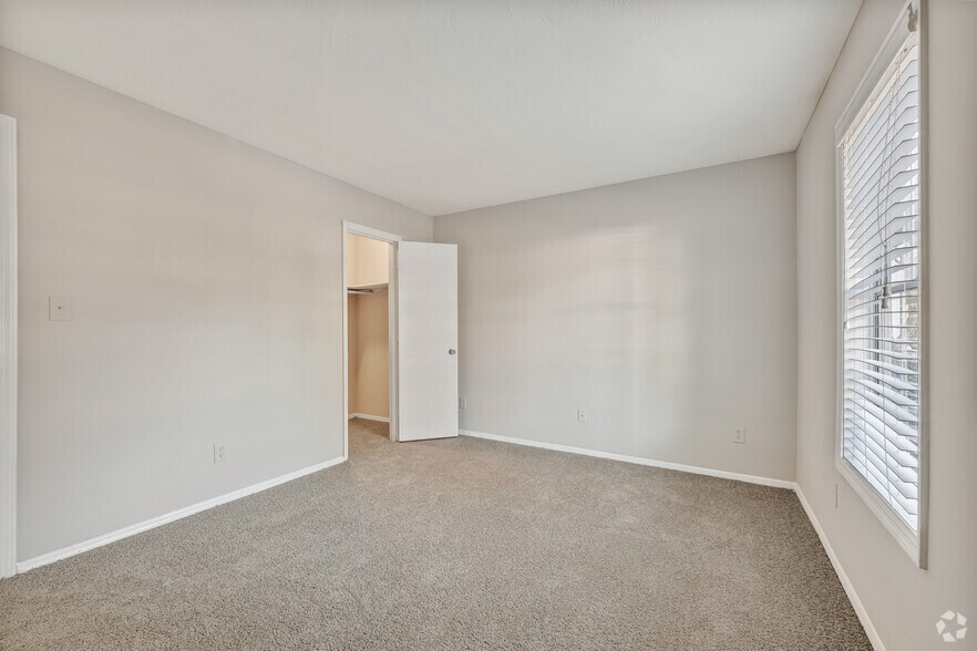 More Photos Of 115 Rock Quarry Rd, Stockbridge Apartments For Sale