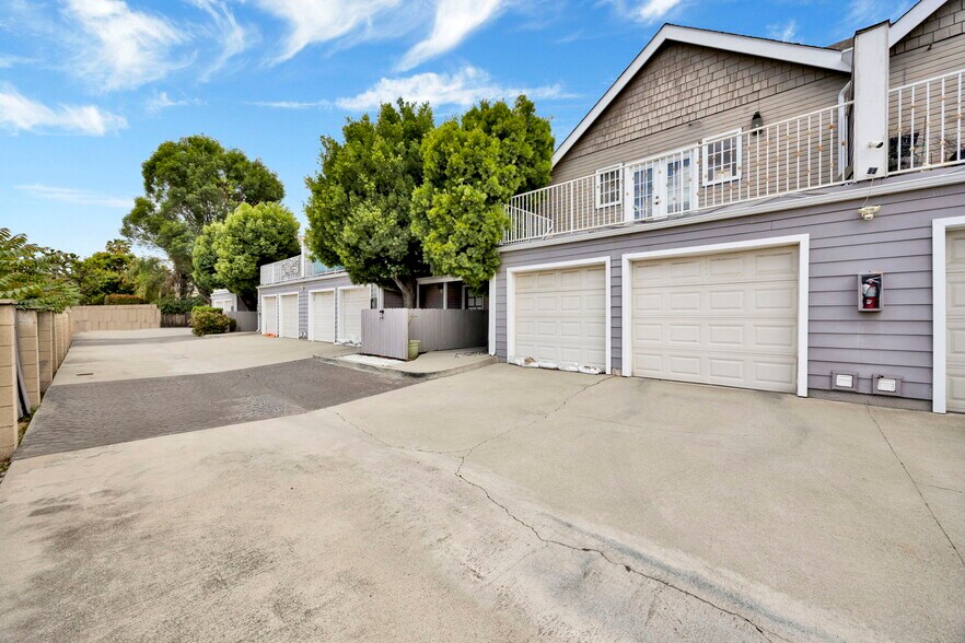 More Photos Of 1835 S Alta Vista Ave, Monrovia Multifamily For Sale