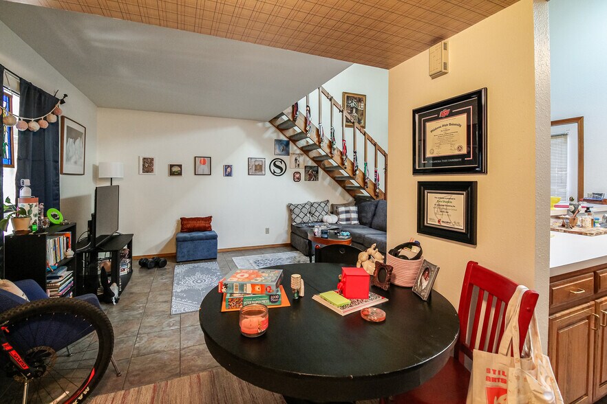 More Photos Of 319 S West St, Stillwater Multifamily For Sale