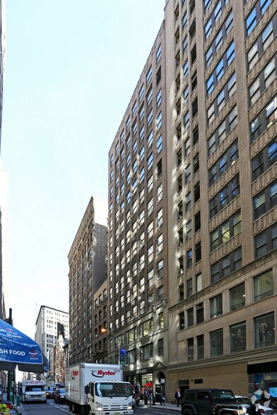 More Photos Of 148 W 37th St, New York Office For Lease